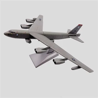 1: 200 американский стратегический бомбардировщик дальнего действия B-52, модель самолета B52, имитация сплава, готовые украшения, подарки Изображение 0 