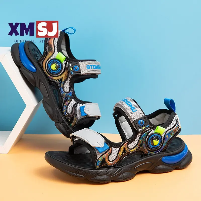 2023 Детские сандалии для мальчиков с открытым носком, Новые Корейские летние Студенческие спортивные пляжные туфли на мягкой подошве для красивых маленьких мальчиков