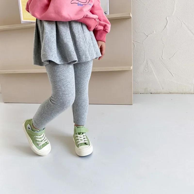 Детская одежда Поддельные два кюлота 2023 Осень Для девочек, Корейский стиль, однотонные повседневные штаны принцессы, простые милые Модные брюки Изображение 3 