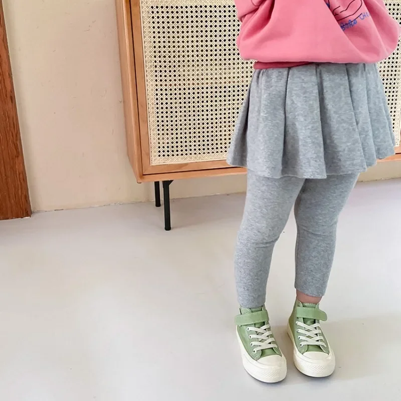 Детская одежда Поддельные два кюлота 2023 Осень Для девочек, Корейский стиль, однотонные повседневные штаны принцессы, простые милые Модные брюки Изображение 4 