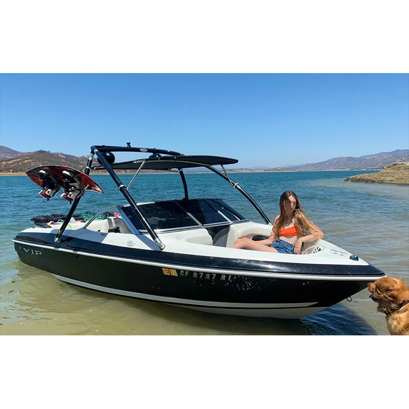 Доступна вышка для вейкбординга Indy Liquid Boat с анодированным черным покрытием