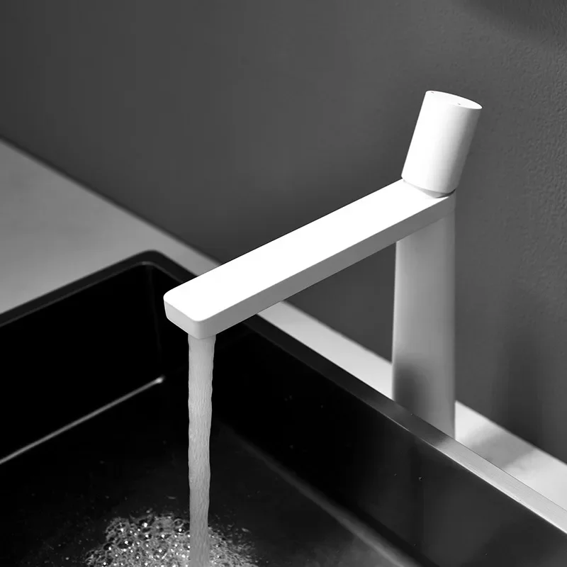 Медно-белый кран Смеситель для умывальника для ванной комнаты Минималистичный Смеситель для умывальника Креативный Умывальник для ванной комнаты