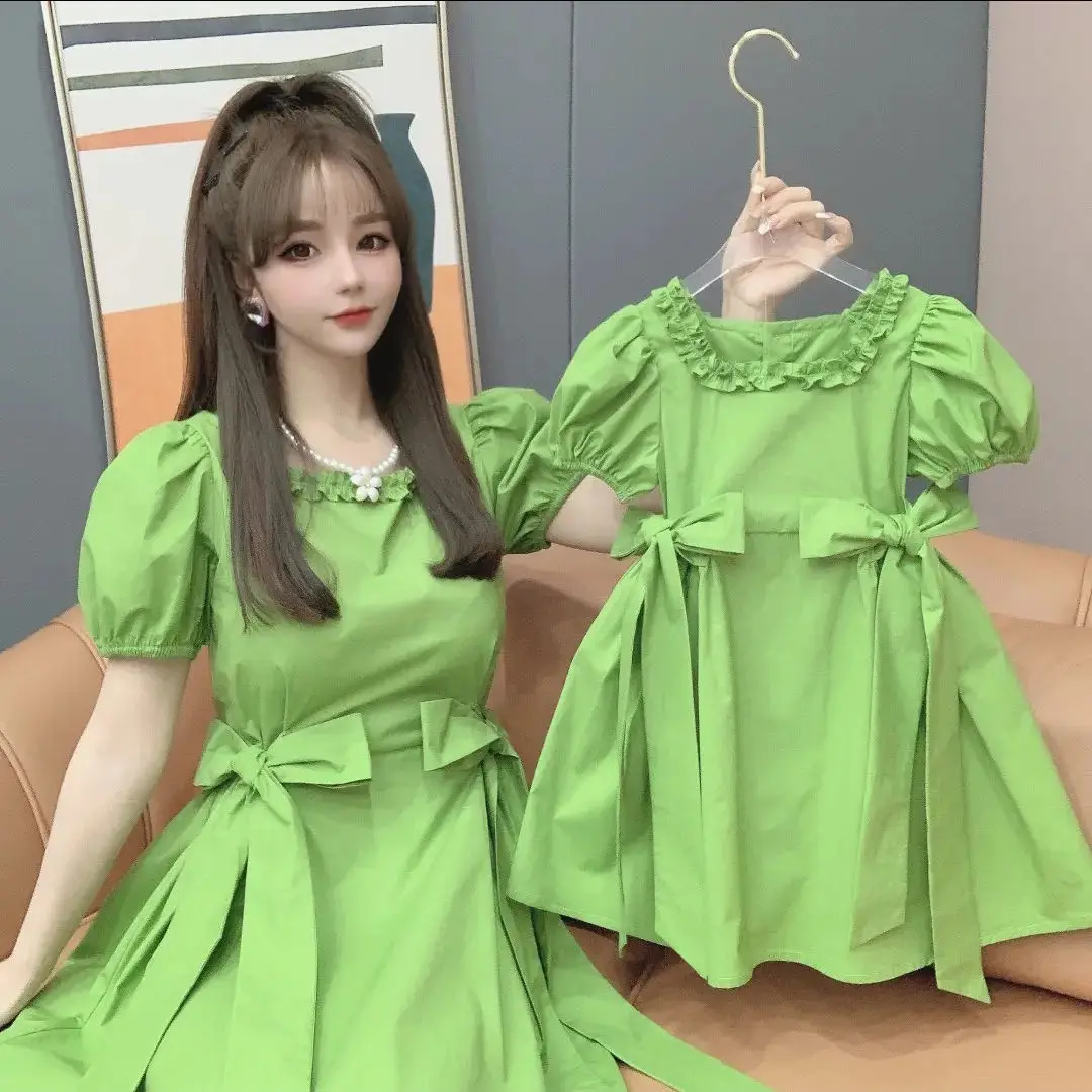 Одинаковые наряды для семьи с зеленым бантом, Лето 2022, тонкие однотонные платья принцессы для мамы и дочки, детская одежда высшего качества