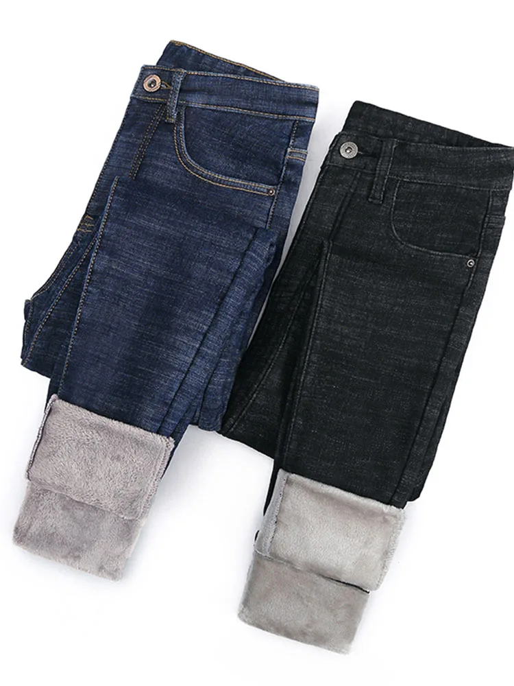 Утепленные и плюшевые джинсы для женщин зимой 2023 года, новые эластичные обтягивающие брюки с высокой талией и маленькими ножками, с бархатом снаружи Изображение 1 